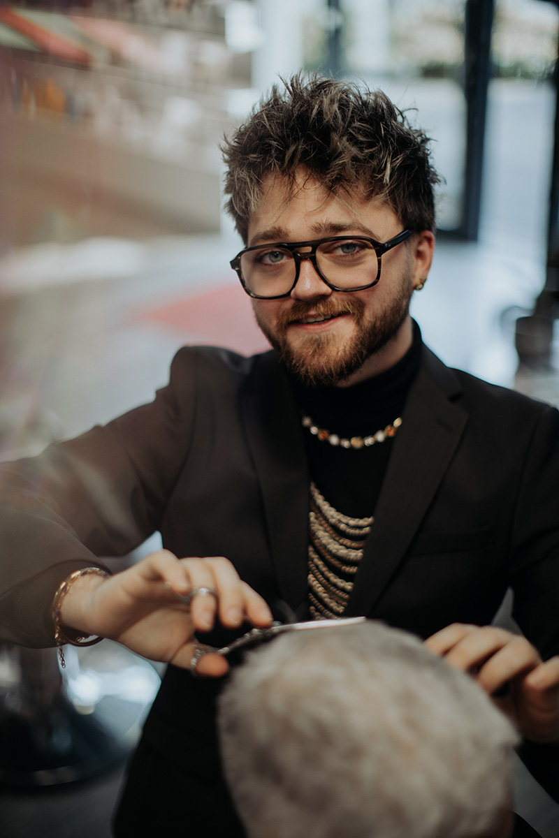 Friseurteam-Niederkruechten-Jan-Aderhold